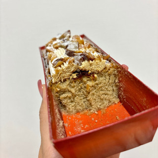 「成城石井 自家製プラリネとマロンのパウンドケーキ」のクチコミ画像 by apricotさん