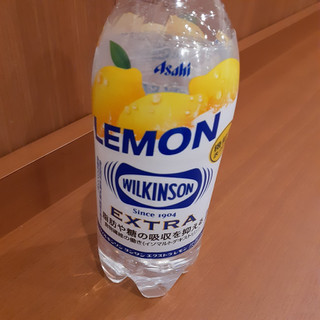 「ウィルキンソン タンサン エクストラ レモン ペット490ml」のクチコミ画像 by 祐也ちくわさん