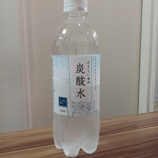 「ライフドリンクカンパニー やさしい水の炭酸水 ペット500ml」のクチコミ画像 by 鉄腕子さん