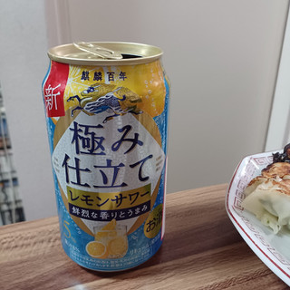 「KIRIN 麒麟百年 極み仕立て レモンサワー 缶350ml」のクチコミ画像 by 鉄腕子さん