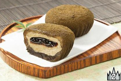 ほうじ茶がまぶされ、中には黒みつを包んだほうじ茶ホイップが入ったおなじみくりぃむわらび。