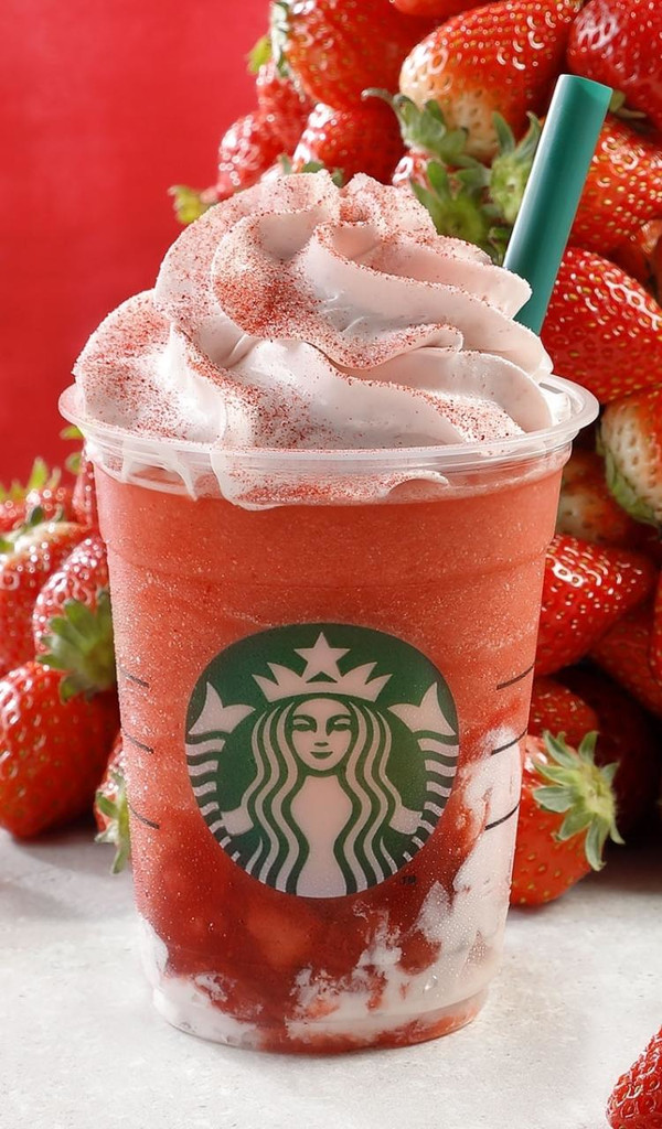 スターバックス ＃STRAWBERRYVERYMUCHFRAPPUCCINO