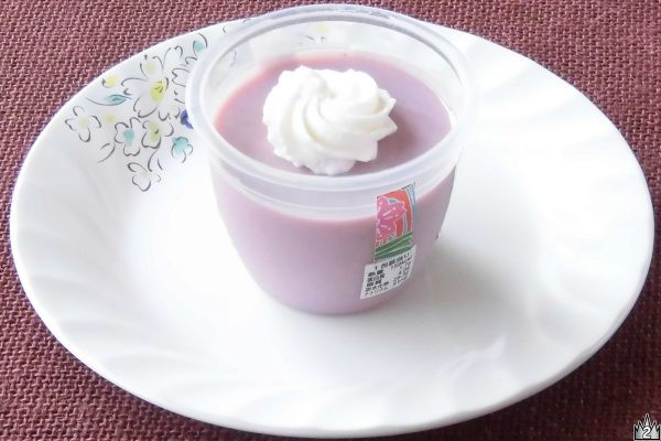 トッピングはホイップクリーム。