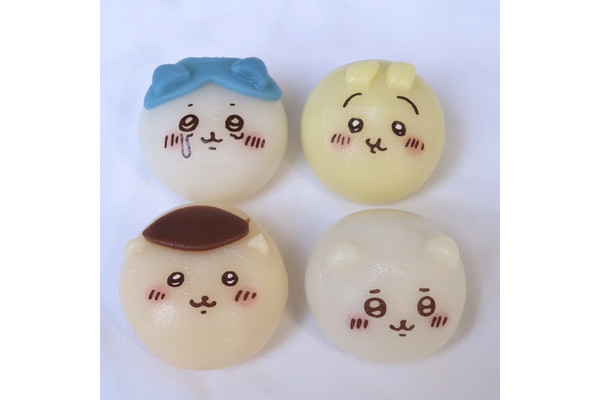 ファミリーマートにちいかわの仲間たちが大集合!可愛いもちもちの和菓子!
