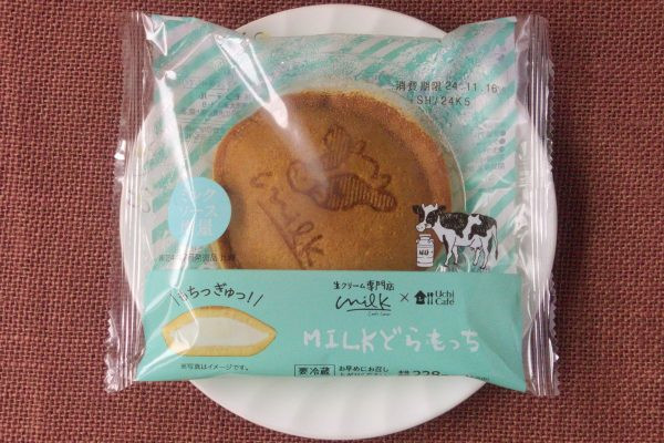 ミルククリームとたっぷりソースが入った、MILKコラボのどらもっち。