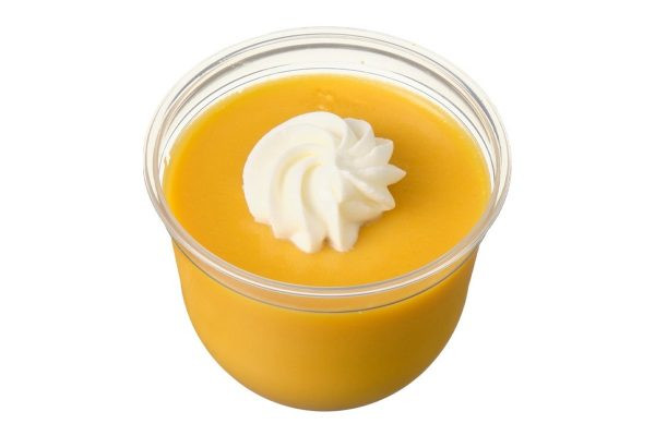 ほろ苦いカラメルとくちどけ良いホイップを合わせた濃厚かぼちゃプリン。