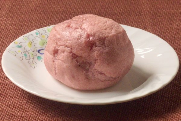 もこもことしたシュー皮。