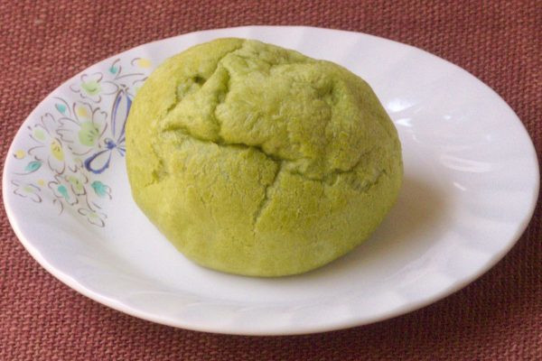 もこもこしたシュー皮。