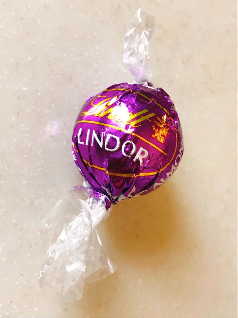 【高評価】「好みは分かれるかな🤔 リンツ リンドール アーモンド」のクチコミ・評価 chanmanaさん